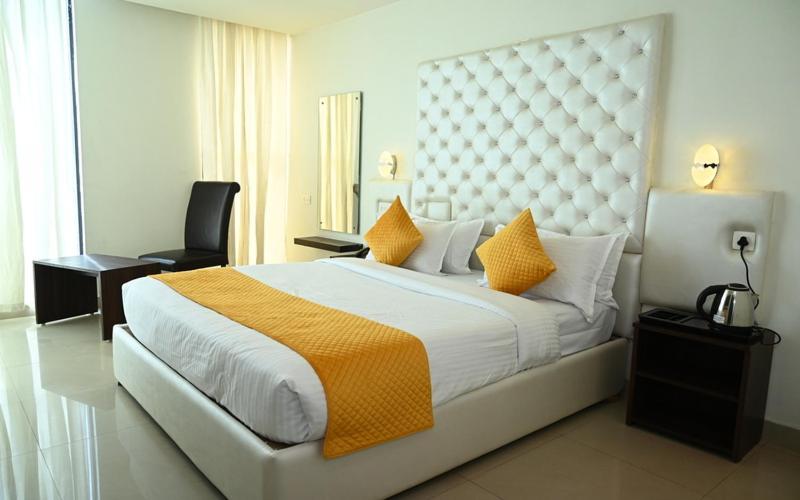 Hotel V Pride Comfort Visakhapatnam Esterno foto